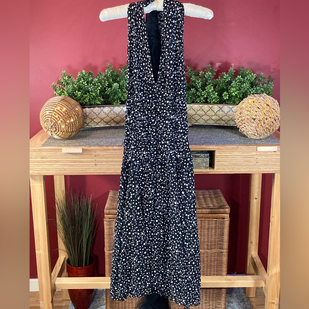 Lily Black and White Sleeveless Sundress